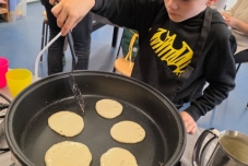 EFS trifft Schulfrühstück 2025  (2) (480x640)