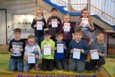 Sportabzeichen 2016 - Ehrung Klasse 3b (640x480)