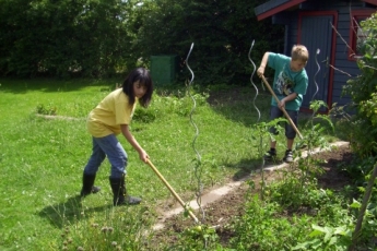 SCHULLEBEN - Schulgarten - Bild 3 (480x640)