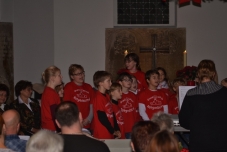 Schulchorauftritt Advent 2016 (640x427) (3)